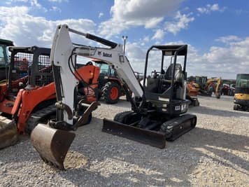 Main image Bobcat E35i